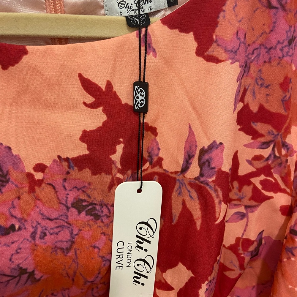NWT Chi Chi London Flutter Sleeve Floral and Animal Print Midi Day Dress… - Picture 9 of 10